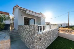 Nikoli House - Áyioi