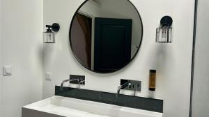 La suite Baroque jacuzzi au cœur du château de Boissettes