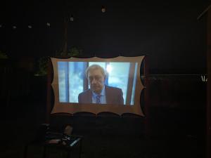 Bangalô com piscina e privacidade a 6 km do centro