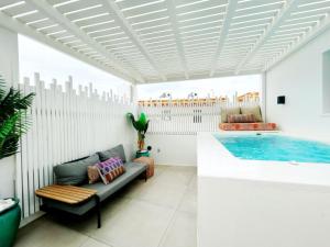 Joelia Suites in Naousa Paros with private jacuzzi!