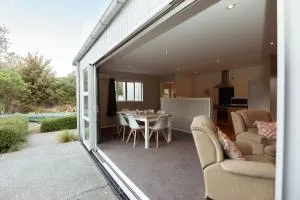 Alpine Nook - 梅斯文