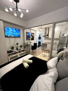 El Spacio Azure 1BR with PS4 & Netflix