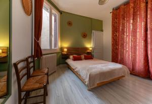 Appartements Le Louis B - Appartement calme et lumineux proche Thermes : photos des chambres