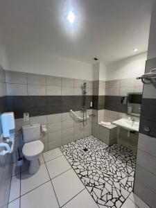 Hotels Le Regina Hotel et restaurant Canet-plage : photos des chambres