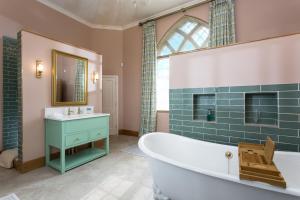 Bryngwilla Gate Lodge