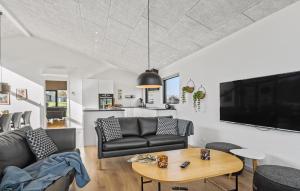 4 Bedroom Cozy Home In Haderslev