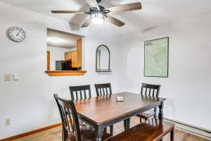 Lincoln Apartment with Balcony 2 Mi to Loon Mtn!