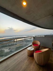 Flat in Noida , Supernova 26th floor