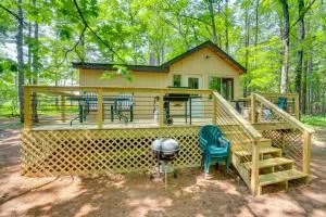 Sunroom, Deck and Grills Marquette Cottage! - Baraga