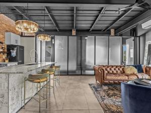 Luxury Loft - Downtown Tampa, Ybor, Armature