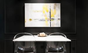 Fingerprint Tree Apartments