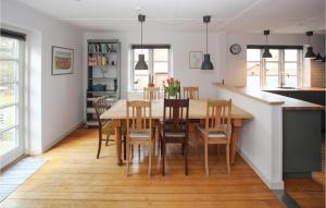 Cozy Home In Samsø With Wifi