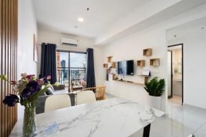 City center 2 bedrooms apart