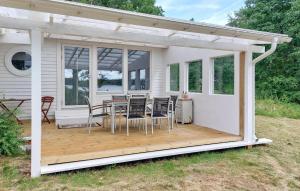 3 Bedroom Beautiful Home In Ljungby