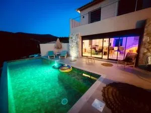 Villa Casa Maredda bord de mer avec piscine - Palasca