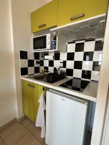 Appartements Studio tout confort : photos des chambres