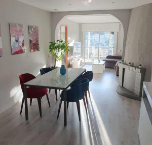 Casa con piscina uso privado