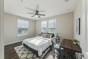 Modern Design I 2bd2bth I Properties By Preston