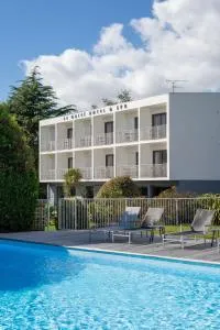 鹅卵石酒店和Spa - 圣菲利贝尔 鹅卵石酒店和Spa - 圣菲利贝尔