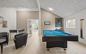 Cozy Home In Gilleleje With Sauna