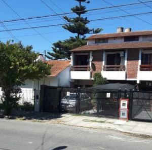 CASA PARA DESCANSAR, CON BUENAS VIBRAS Y CREAR LINDOS RECUERDOS - Casa entera tipo duplex en Mar de Ajo