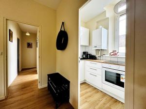 Le Saint - By 69ALSACELO- 3 Chambres Séparées - Idéal Pro & Famille - Patio Privé - Proche Centre Ville - Smart TV - WiFi Fibre - Check-in Autonome - Parking Facile & Gratuit