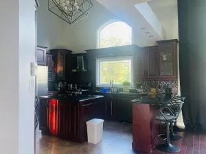 Waterfront House Sleeps 8 - Long Sault