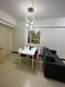 2 Bedrooms with balcony and parking