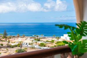 Cozy apartment with ocean view - complete renovation June 2024