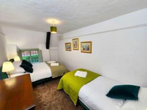 Swan Cottage 2-Bedroom-Netflix-Parking-Nature-Canal