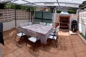 EXCELENTE ADOSADO LUJOSO en PLAYA GANDlA - Playa de Gandia