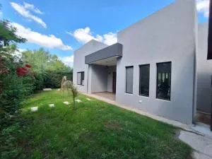 Muana Escobar - Otamendi