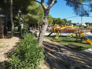 Campings MOBIL HOME Neuf FRONT DE MER TOUT CONFORT 5 LITS 6 personnes CARRY LE ROUET : photos des chambres