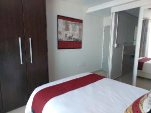 Infinity Beachfront 607 - Seaside Bliss Self-Catering Apartment