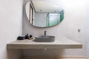 Modern 4BR Villa Golf View in Amelkis Marrakech