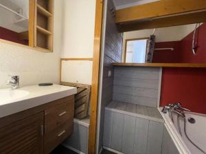 Résidence Soleil - Appartement très agréable entièrement rénové dans un secteur calme. MAE-5491