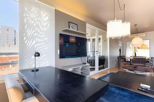 Edificio de Lujo en el Corazón de Palermo Soho: 2 Piscinas, Sauna, Gimnasio y Centro de Negocios