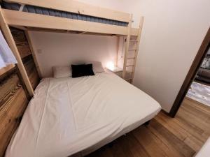 Résidence Le Confidentiel - Petit cocon neuf au cœur du village MAE-1221