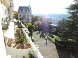 Appartements Residence Le Splendide - Dans ancien palace a proximite des Thermes Chevalley, magnifique vue sur ville et lac, au calme ! MAE-7614 : photos des chambres