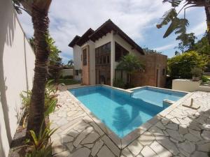 CASA DE PRAIA JUQUEHY COM PISCINA - perto da praia