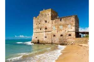 Bedo House Beach Front - Happy Rentals