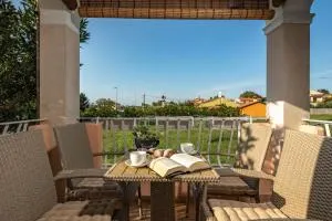 Charming Apartment Matej - Happy Rentals - (( Velovići ))