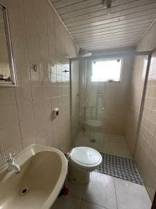 Apartamento para 04 pessoas, em residencial frente ao mar