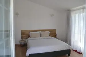 Pátio Camaleónico AL - All Suites - Lagoa