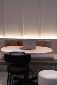 Lofts amplos e sofisticados a 600m da Vila Germânica