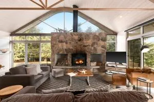 Silvertop Snowy Mountains - Moonbah