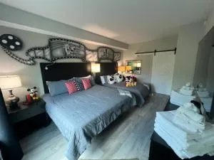 Disney Shuttle King Bed Free Park - Vineland