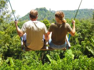 Makini Swing Adventure