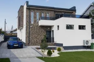 Villa - All Seasons Residence in Skopje - Ljubanci