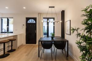 FLH Alameda Studio lll